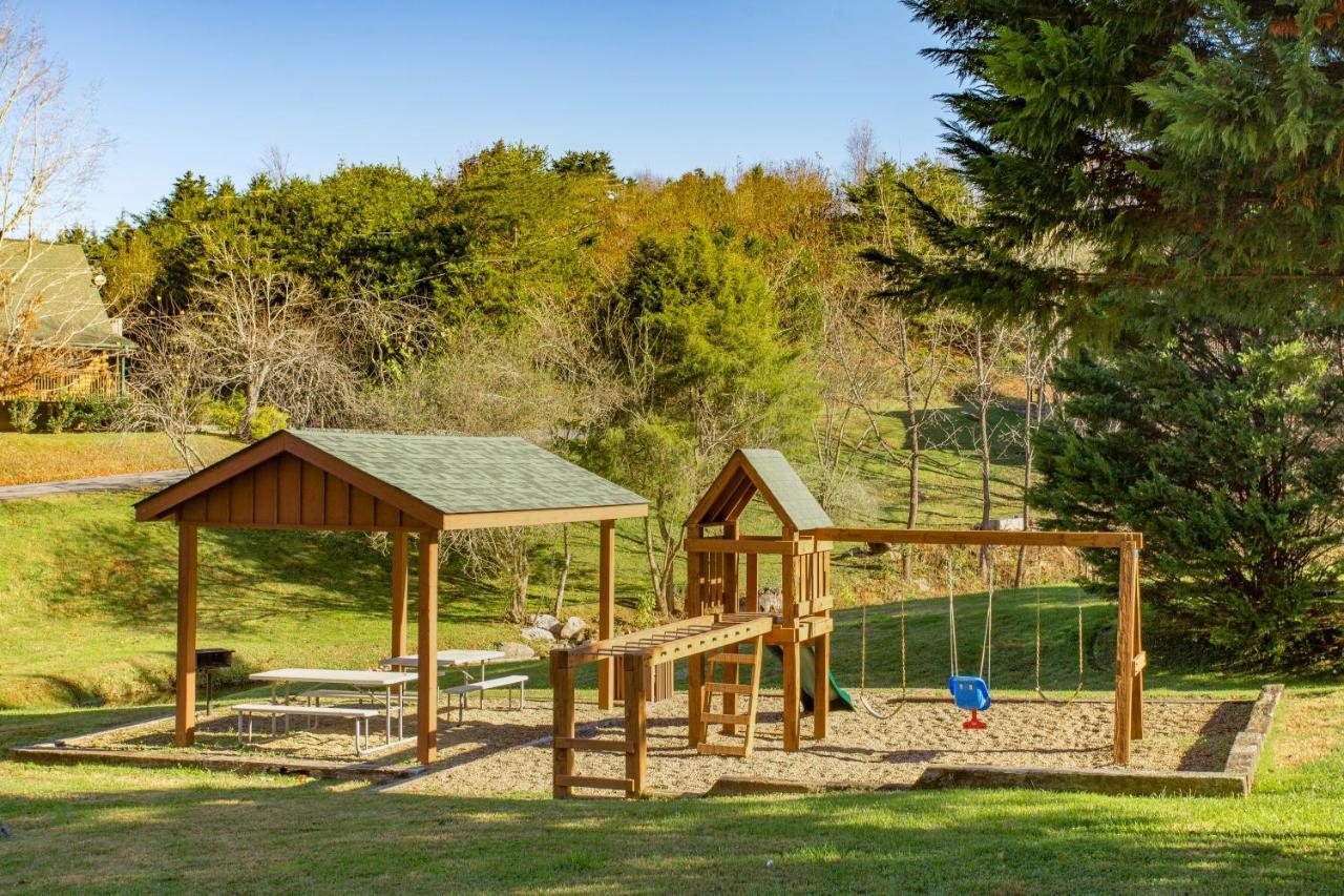 Highland Dream, Hot Tub, 1089 Free Tickets Each Paid Day, Dollywood And More Sevierville Eksteriør bilde